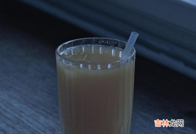 在这个世界上每个人都既向往着爱情 男人对你有了“软肋”,那么恭喜你,找到了真正的爱情