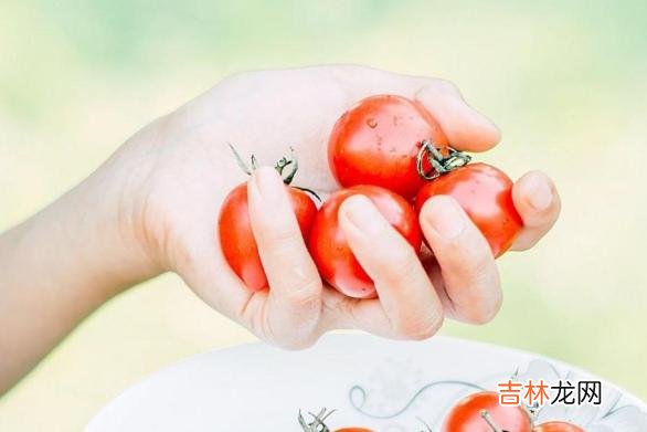 《重庆森林》里有一句话令我印象深刻：“今天他喜欢凤梨 若是你发现他有以下四种异常行为，那大概率就是了