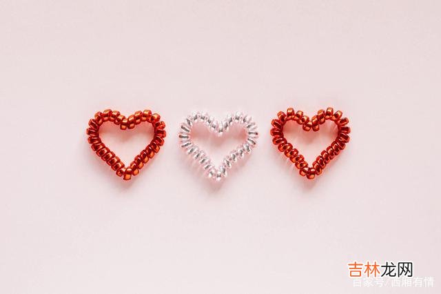 诗人徐志摩曾说过：“爱的出发点不一定是...|和女人接吻后，加上这三个小动作，能为你套牢她的心
