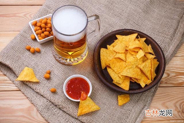 人生就是通过苦辣奋斗，去体味成功的酸甜
