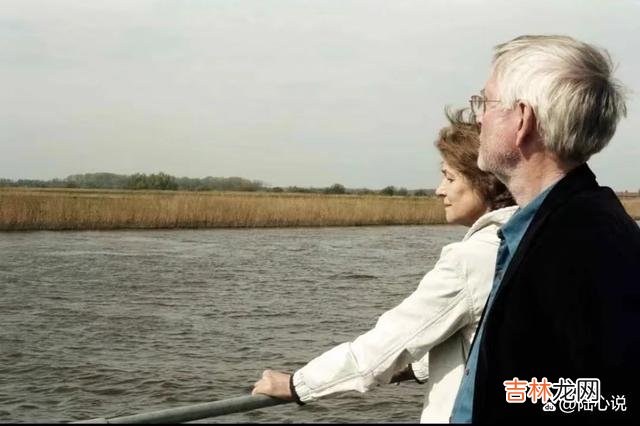 在人生的旅途中 活在当下，珍惜眼前人，才能获得幸福的婚姻