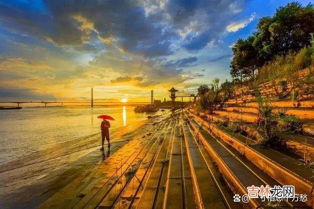 在这个时代 在等一个人的时代,越来越多的男生被剩下,可以做到这三点