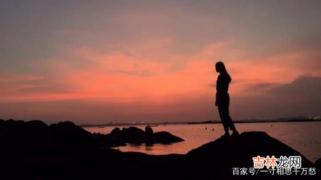 每个人都处在一个不甘平庸，却又不得不平庸的人生当中