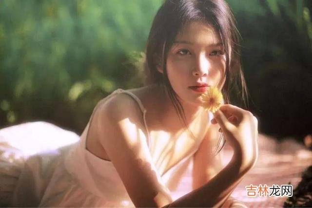 人与人之间的相处 感情经不起推敲,迟早有一天也会因为相互猜疑而崩塌