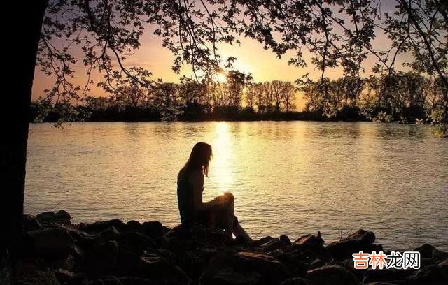 人是群居性动物 低质量的社交,如何给自己温暖?