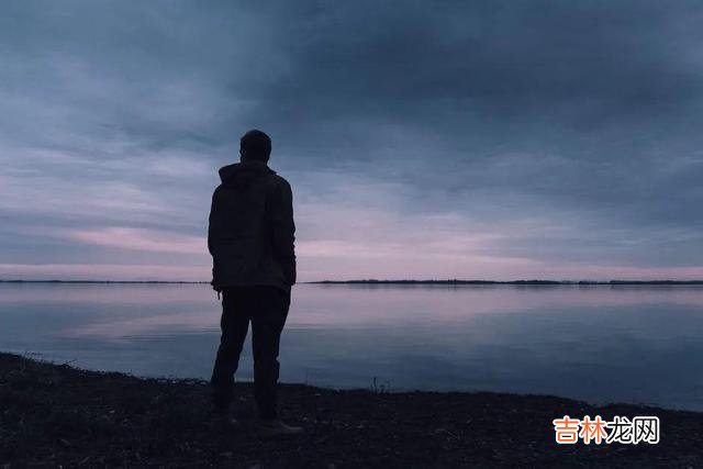 爱情是一件特别美好的事情 想要了解一个男人有没有放下你，就看他和你相处时的表现与状态