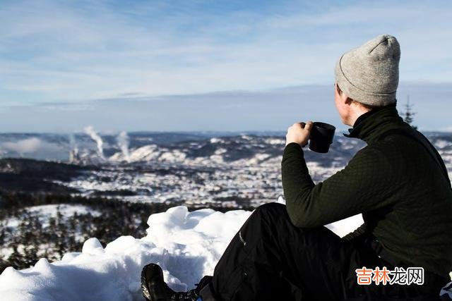 感情中 一个女人若想获得男人更多的爱，就要注意这些细节