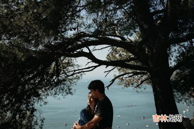 真正美好的感情 一个男人若想和你在一起，通常会有这些反常表现