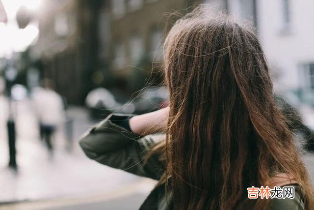 判断一个人是否真的深爱和在乎你 一个真正深爱你的人，会这样和你相处