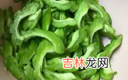 脆皮烧肉和什么菜配炒