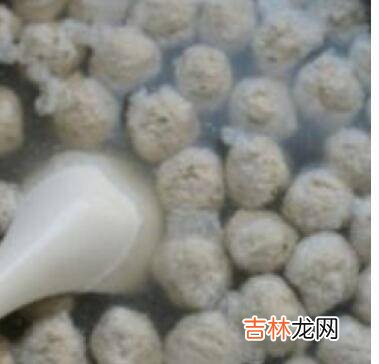 清汆丸子的制作方法