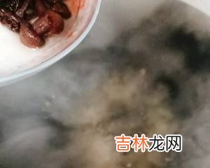 红蘑土豆片家常做法