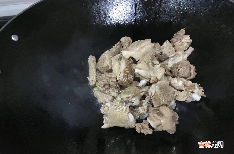 炒鸭子怎么炒的好吃