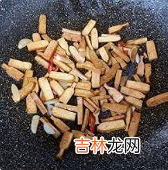 炒香椿怎么做好吃