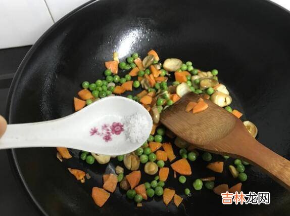 草菇怎么做好吃