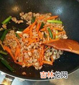 月子餐豆芽炒肉末怎么做