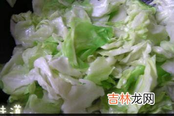 圆白菜豆腐怎么炒好吃