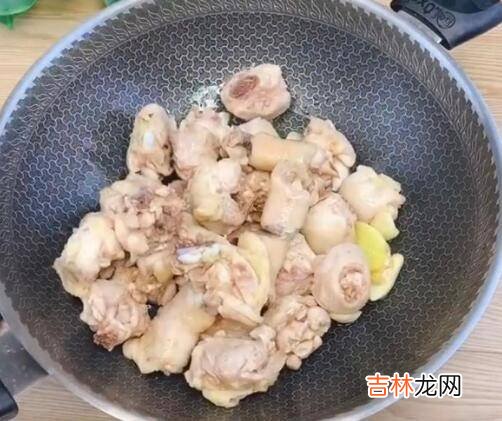 焖鸡肉怎么做好吃