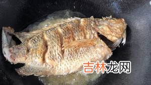 炸鱼怎么挂糊不脱落