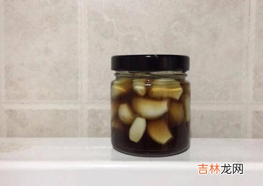 腌腊八蒜的正确方法