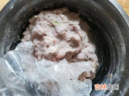 肉丸子里适合加什么菜