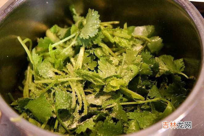凉拌香菜怎么做好吃又简单