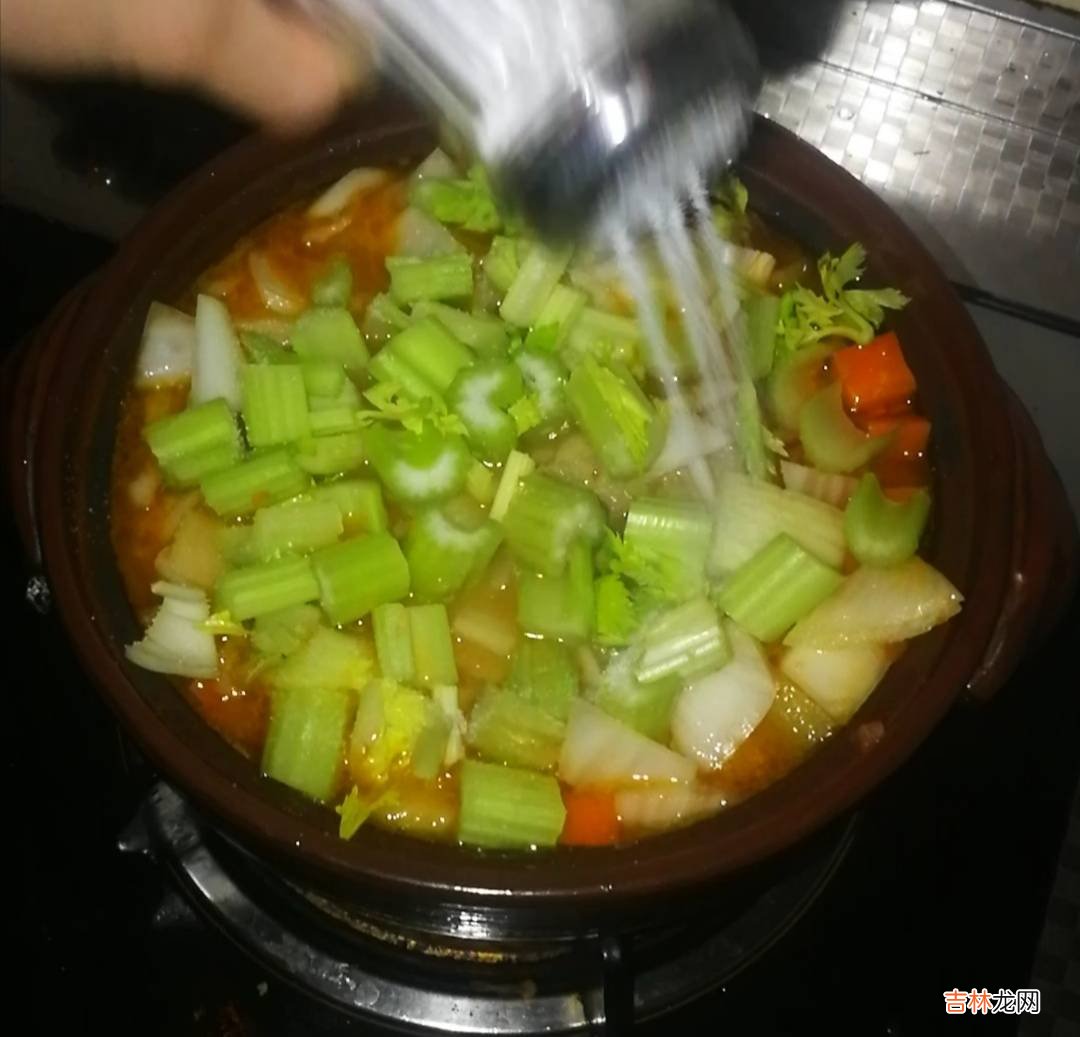 牛排炖汤怎么炖好吃