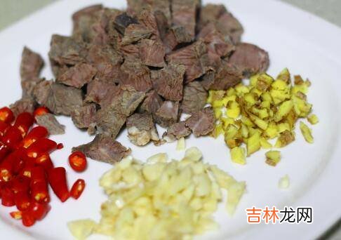 牛肉炒豇豆怎么做