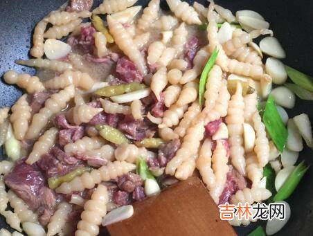 泡菜炒牛肉怎么烧