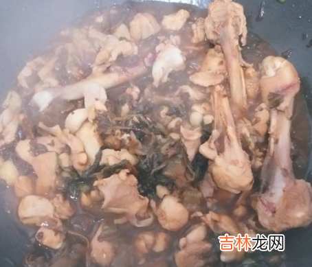 鸡肉炒酸菜怎么炒好吃