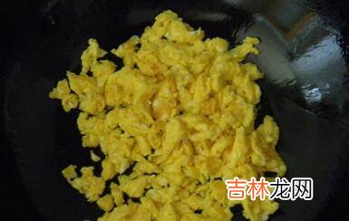 醋溜木耳鸡蛋怎么炒好吃