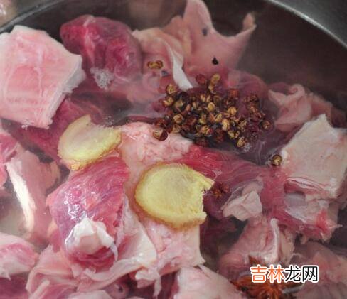 怎样做红烧牛肉好吃家庭做法