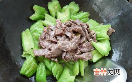 百合炒肉怎么做好吃