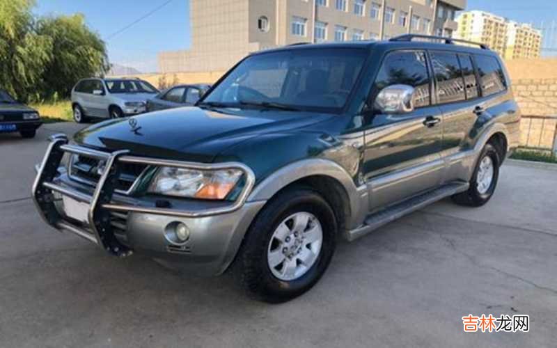 三菱四驱中间灯总闪是怎么回事?