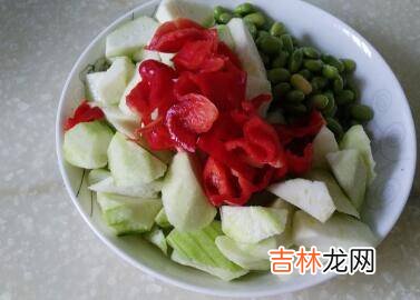 丝瓜炒毛豆怎么炒