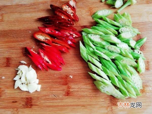 秋葵炒鸡蛋怎么炒好吃