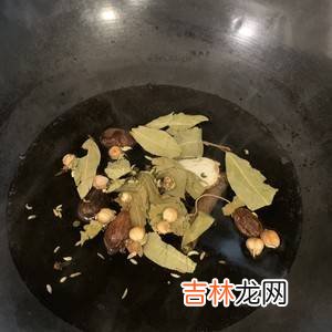 四川火锅料怎么炒