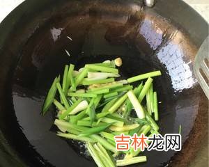 墨鱼怎么炒好吃