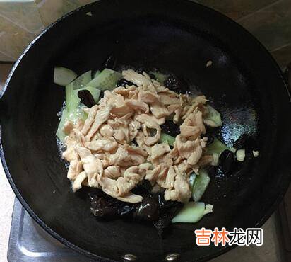 鸡胸肉怎么炒好吃