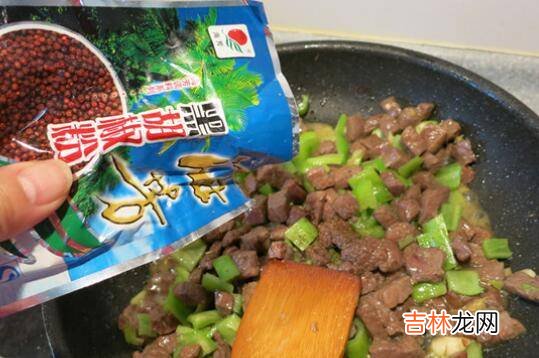 牛肉粒怎么炒会嫩