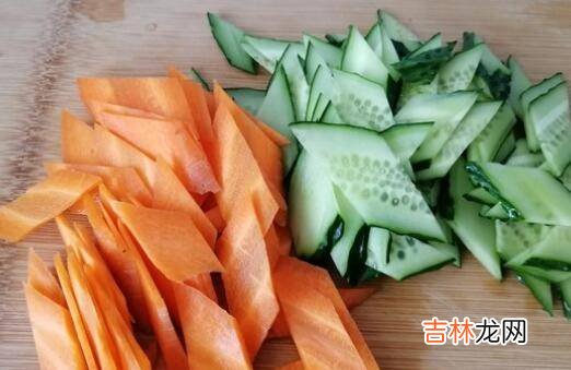 木耳黄瓜怎么炒好吃
