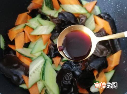 木耳黄瓜怎么炒好吃