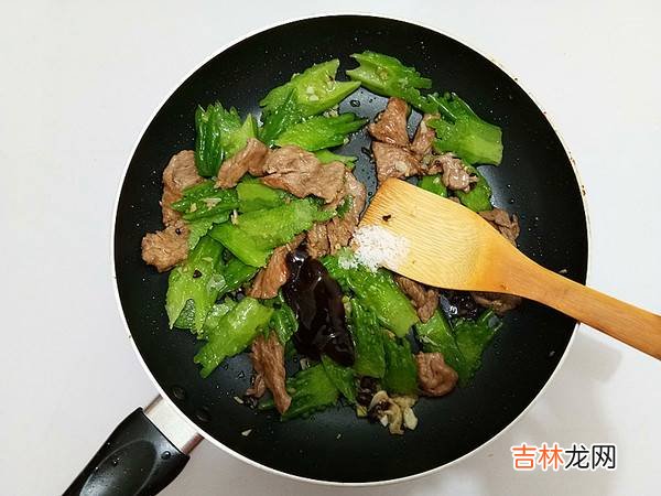 牛肉炒苦瓜怎么做好吃