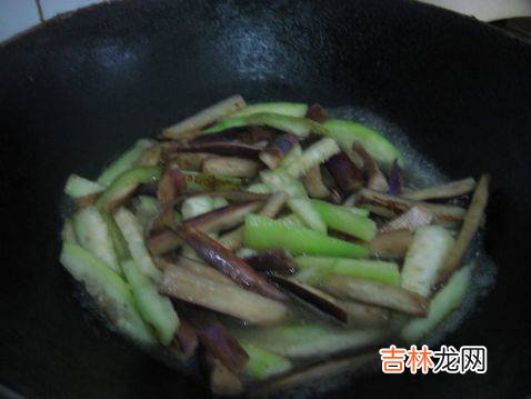 丝瓜和茄子怎么炒