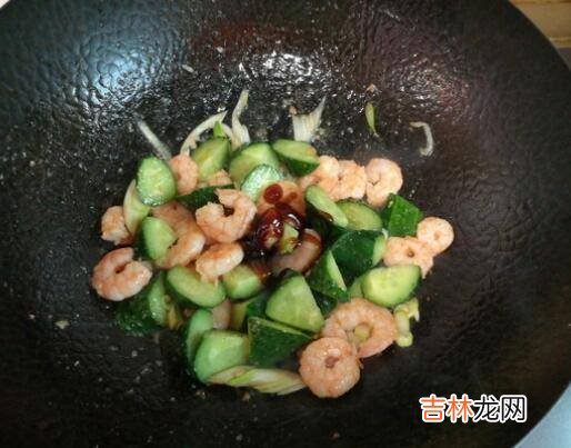 黄瓜虾仁怎么炒