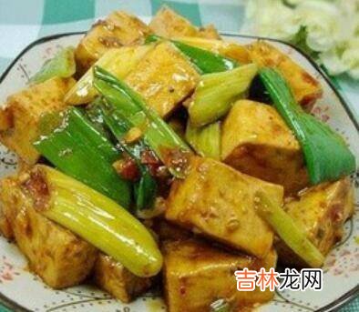 大葱炒豆腐怎么炒好吃