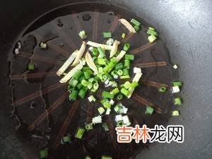 黄瓜鸡蛋肉怎么炒