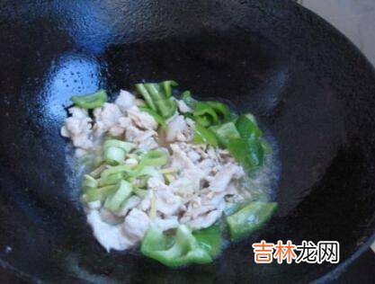 鸡肉炒菠萝怎么做好吃