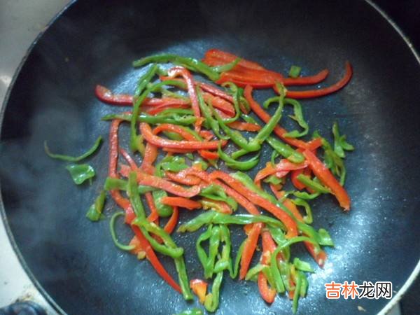广东炒河粉怎么炒好吃