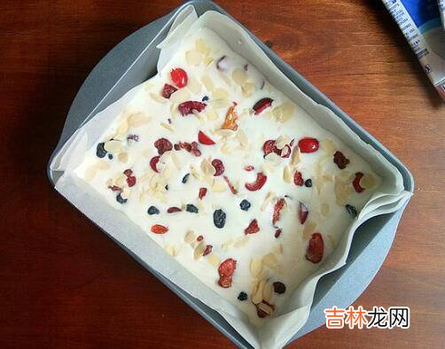 炒酸奶怎么做成卷卷